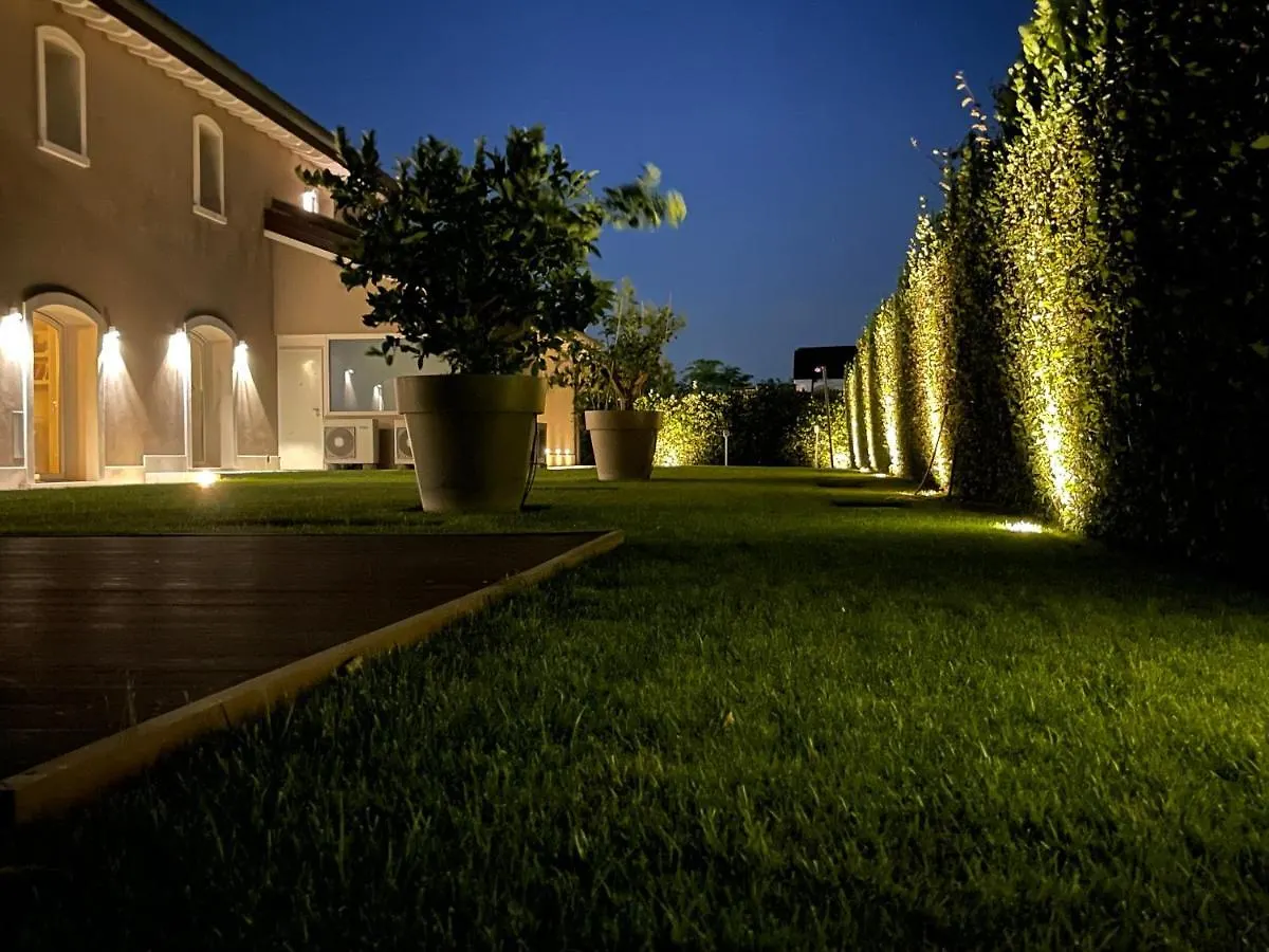 Time To Relax - Lago Di Garda - Adults Only Ponti sul Mincio 0*,  Italy
